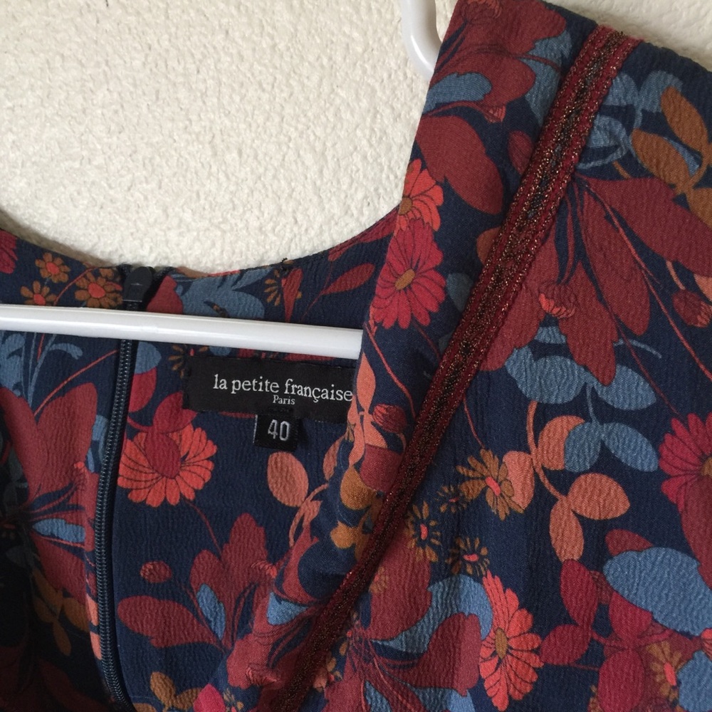 Spring/Fall Floral dress - Picture 3 of 5